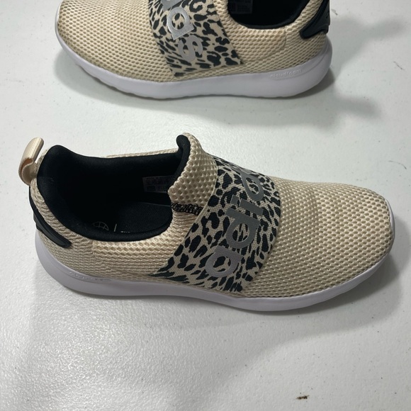 Adidas Women's  leopard Cream Slip-On Shoes Size 6 SB-15 - Picture 4 of 11